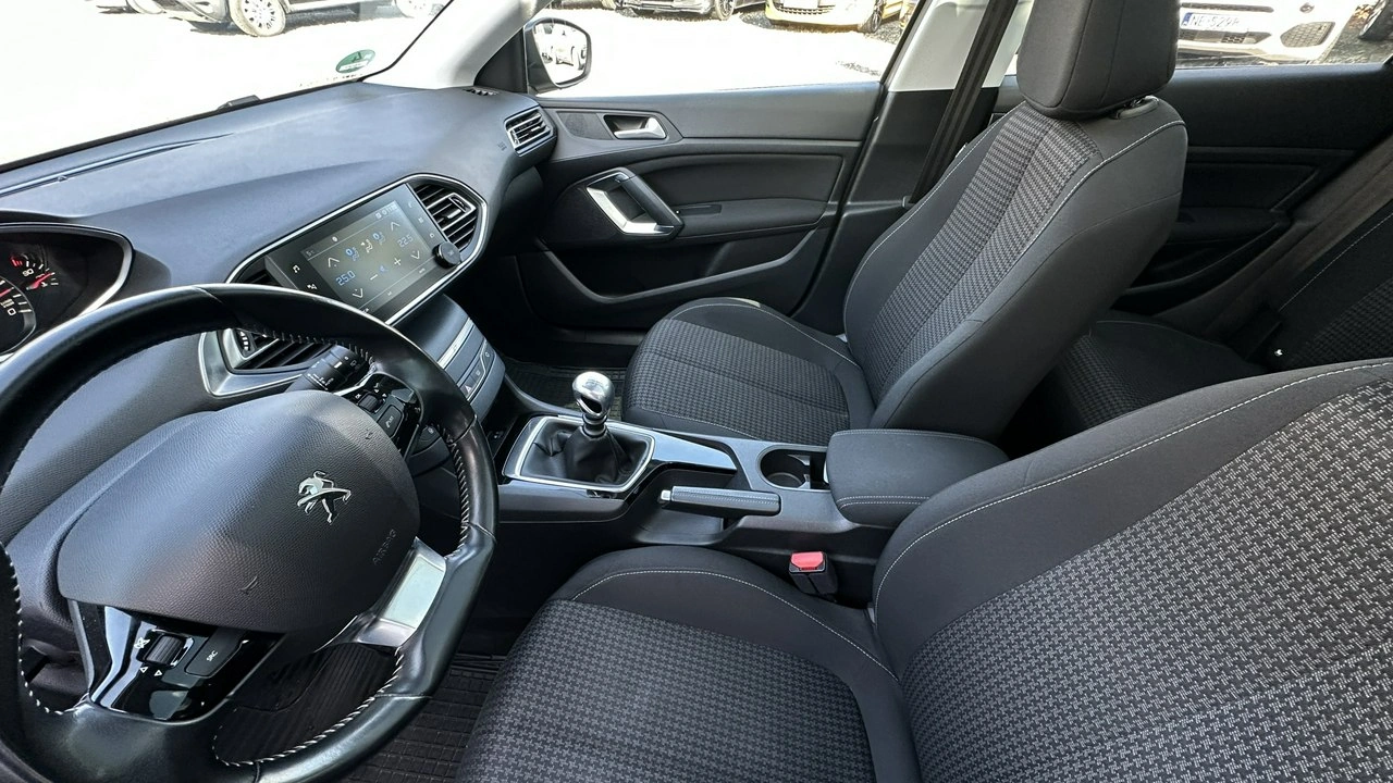 Peugeot 308 - Zdjęcie 21