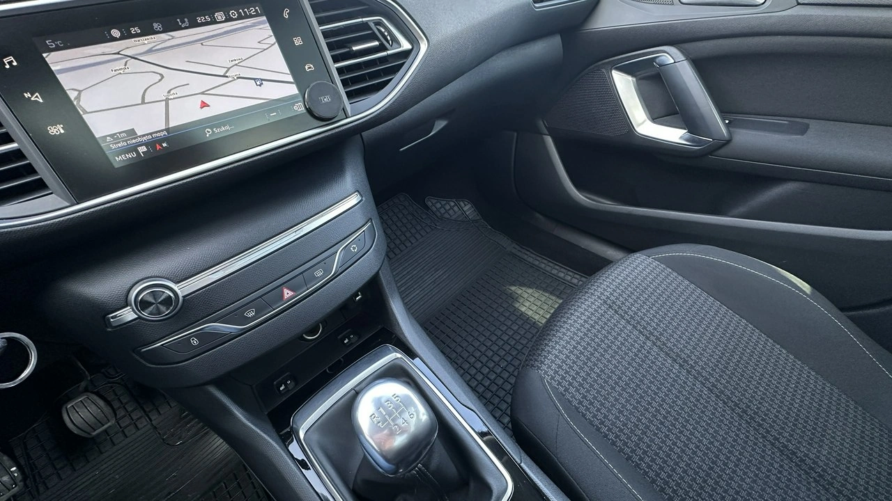 Peugeot 308 - Zdjęcie 23