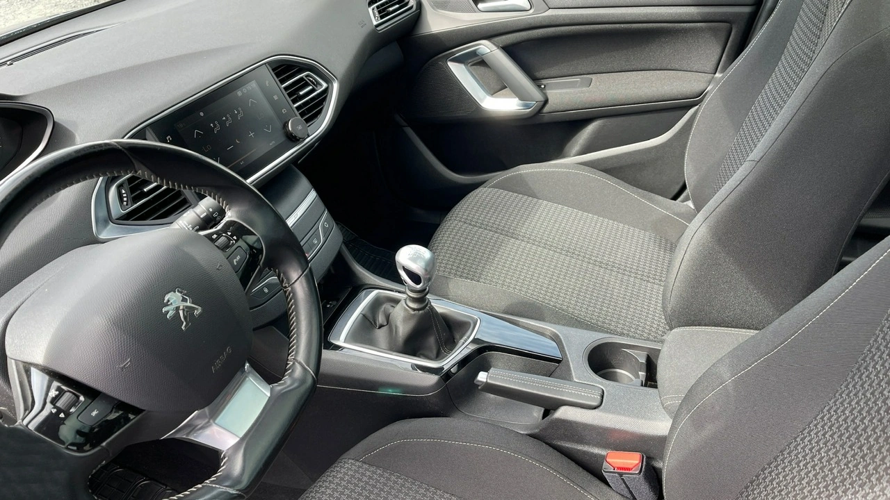 Peugeot 308 - Zdjęcie 25