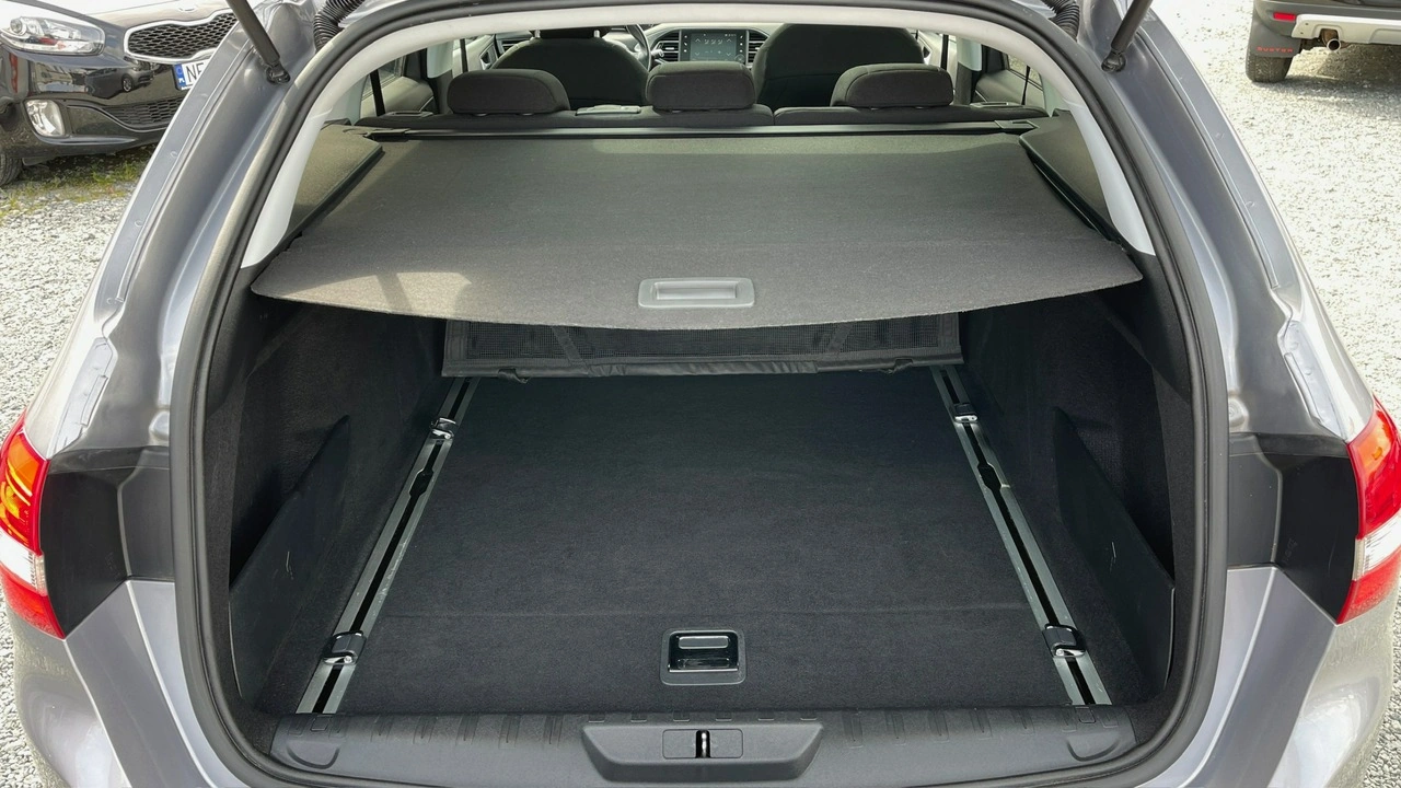 Peugeot 308 - Zdjęcie 8