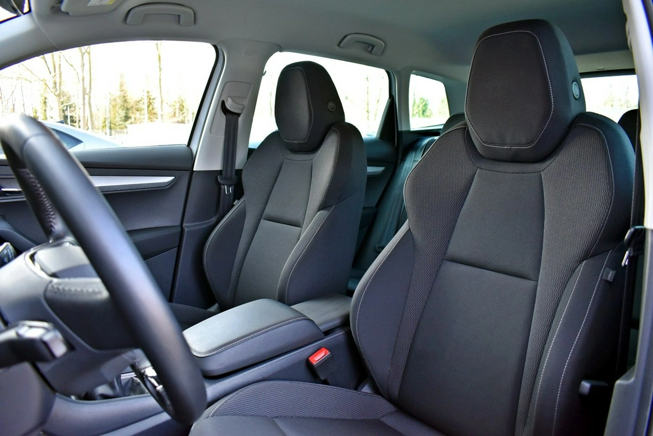 Skoda Karoq - Zdjęcie 10