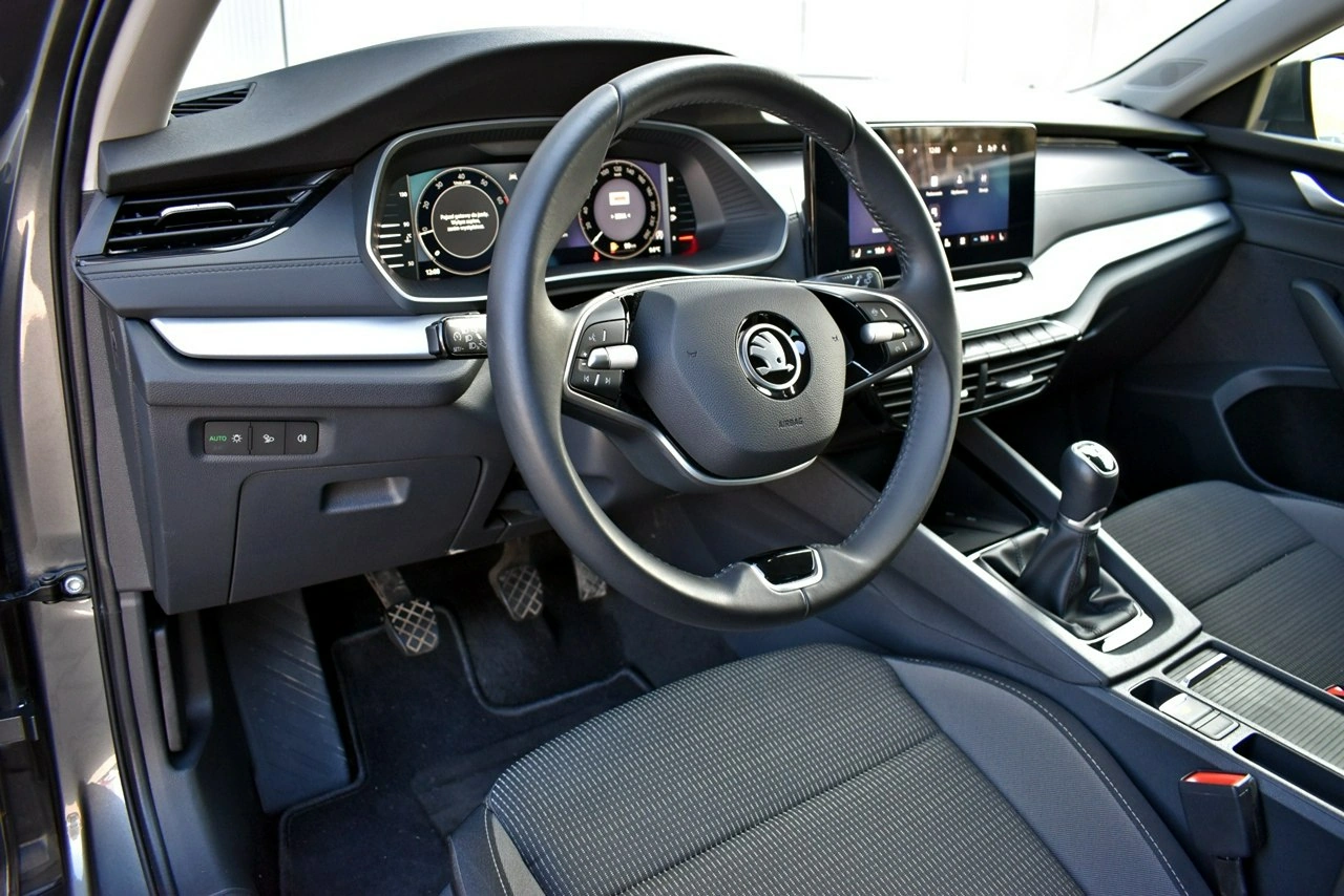 Skoda Octavia - Zdjęcie 9