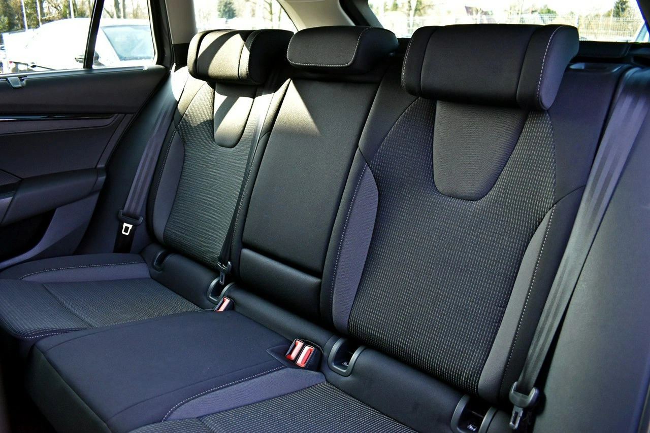 Skoda Octavia - Zdjęcie 11