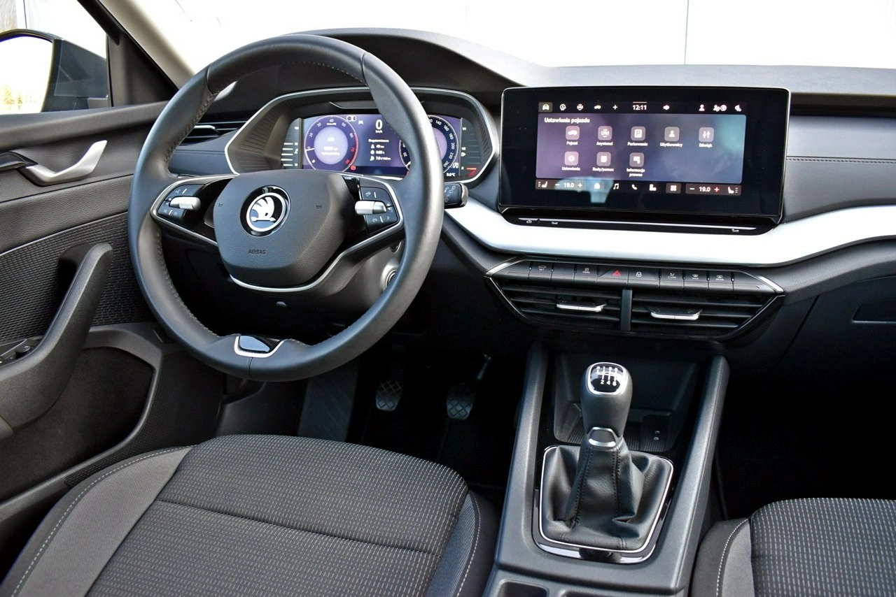 Skoda Octavia - Zdjęcie 16