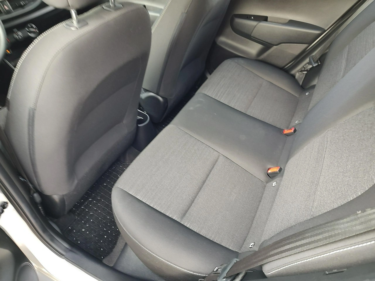 Kia Picanto - Zdjęcie 16