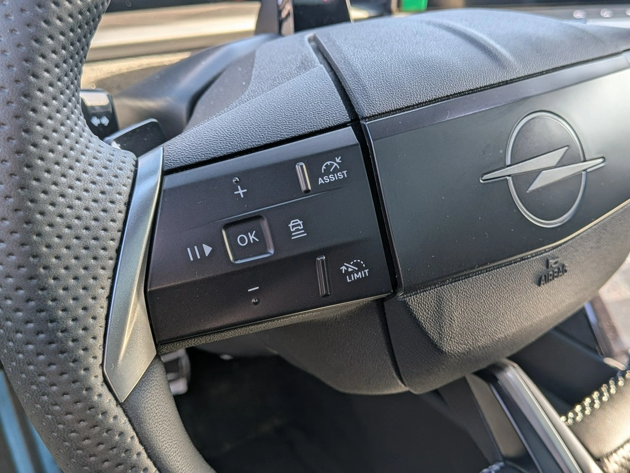 Opel Grandland - Zdjęcie 10