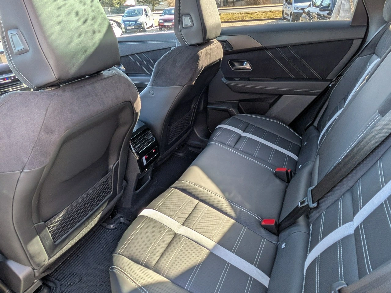 Opel Grandland - Zdjęcie 17