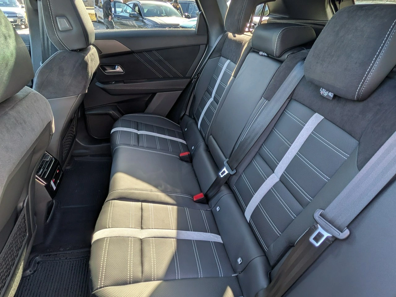 Opel Grandland - Zdjęcie 18