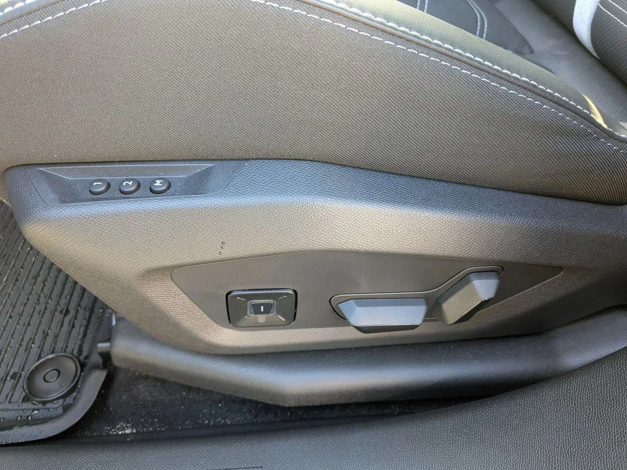 Opel Grandland - Zdjęcie 24