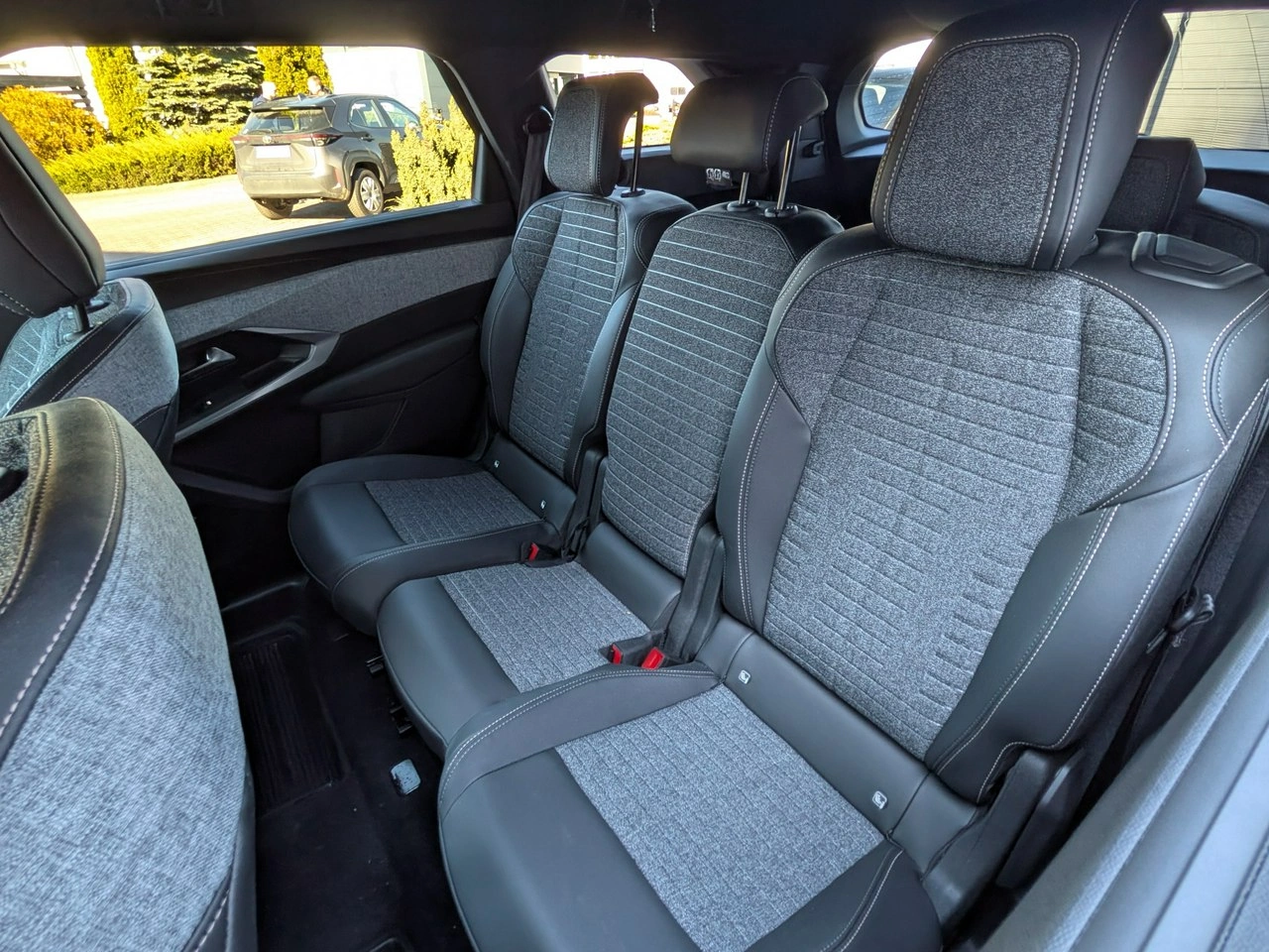 Peugeot 5008 - Zdjęcie 12