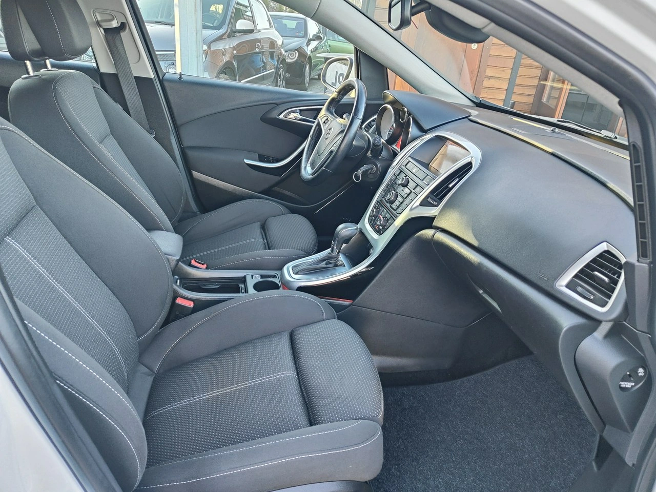 Opel Astra - Zdjęcie 21