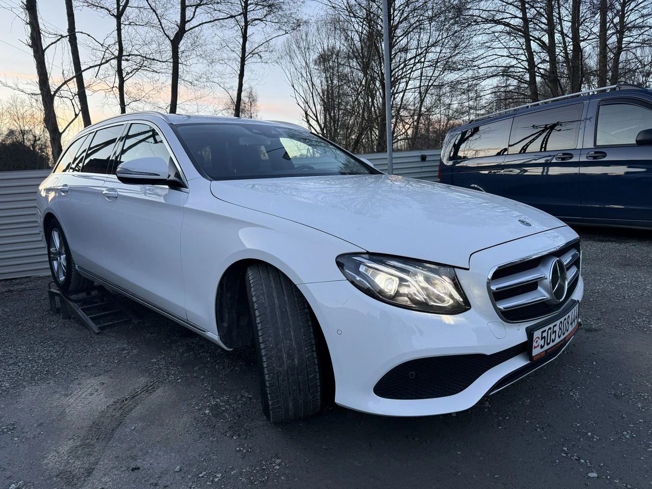 Mercedes E 200 - Zdjęcie 2