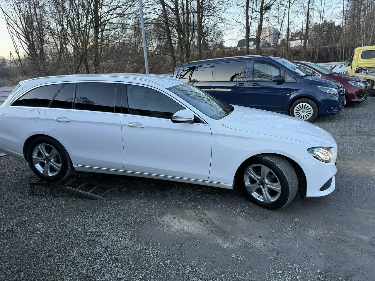 Mercedes E 200 - Zdjęcie 3