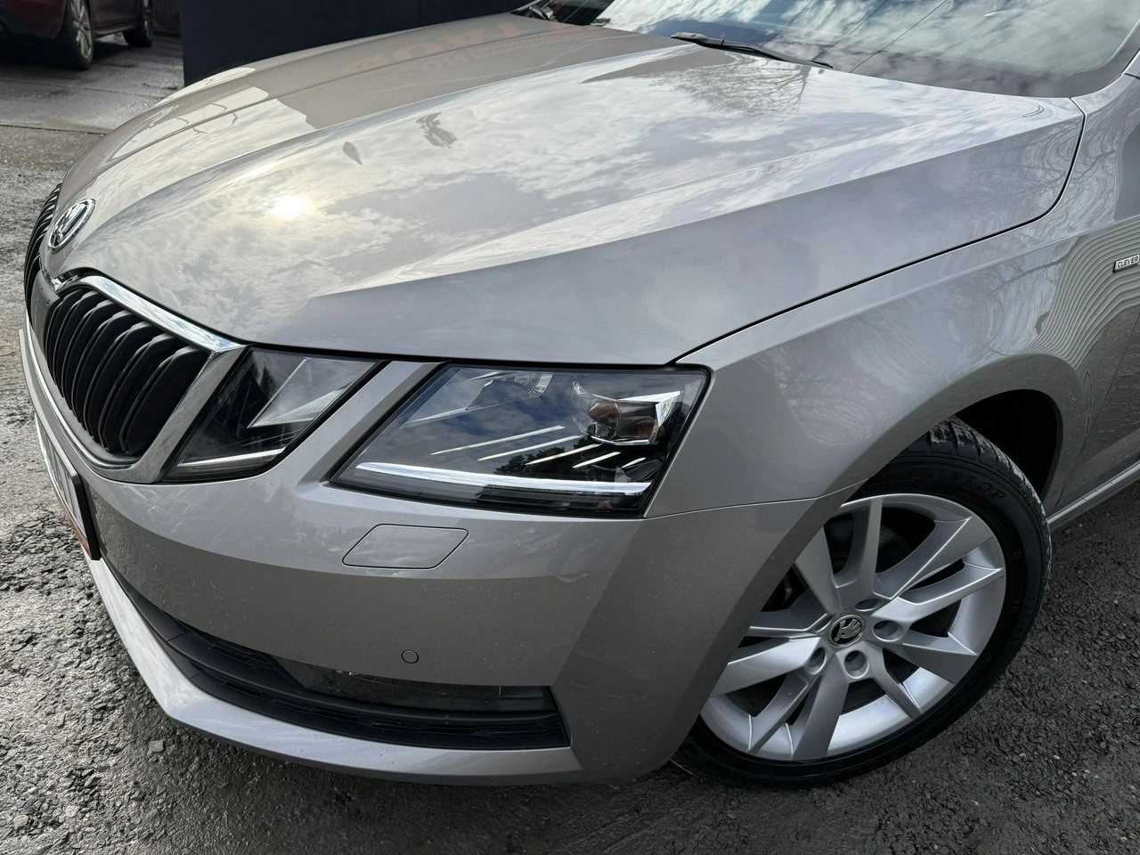 Skoda Octavia - Zdjęcie 11