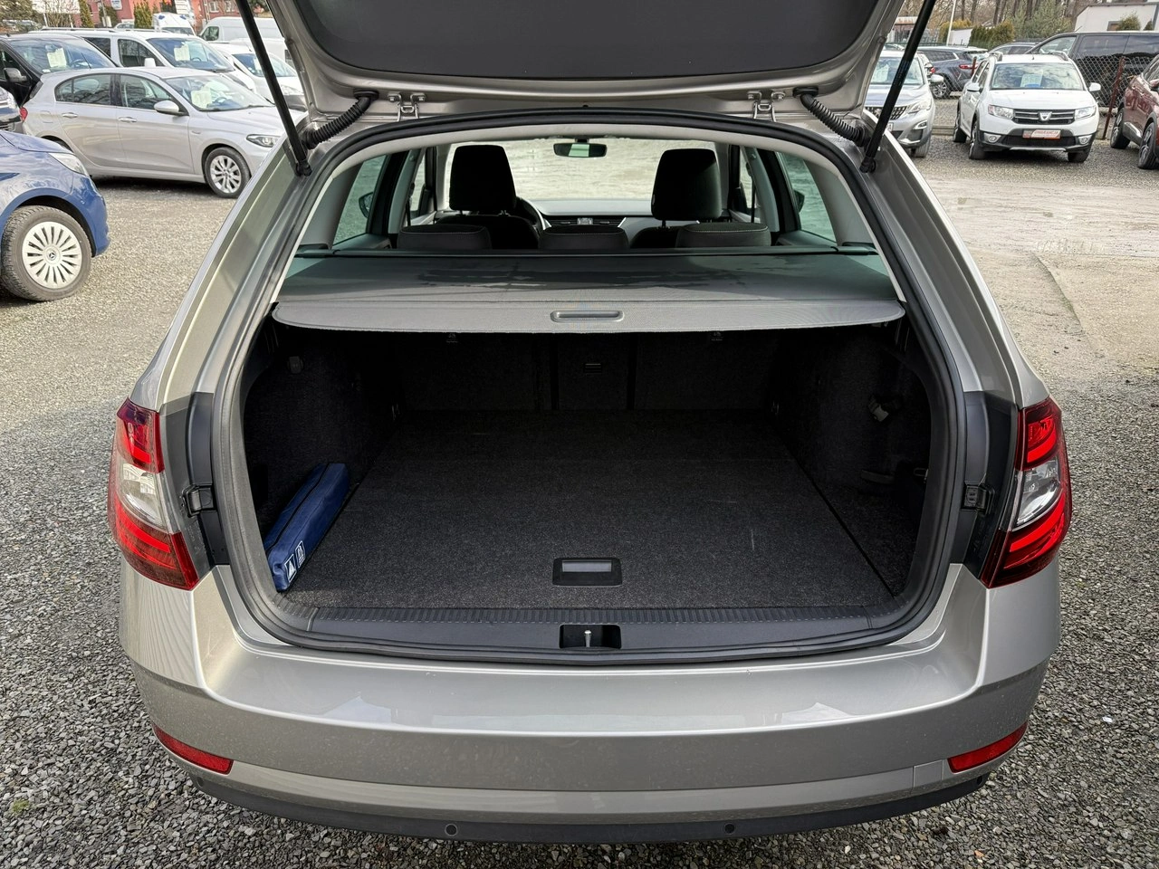 Skoda Octavia - Zdjęcie 18