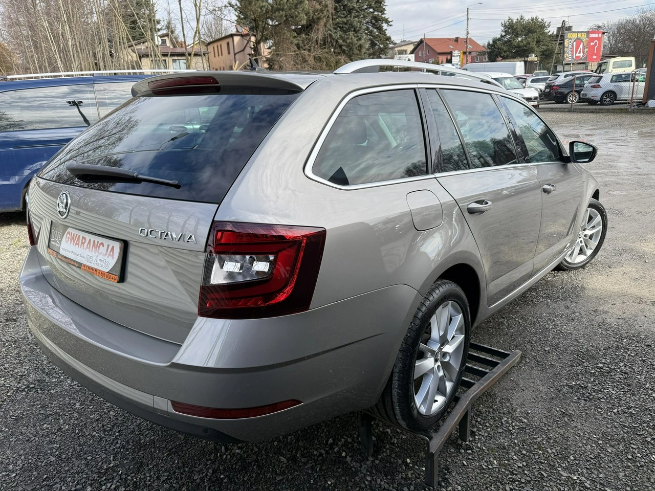 Skoda Octavia - Zdjęcie 4