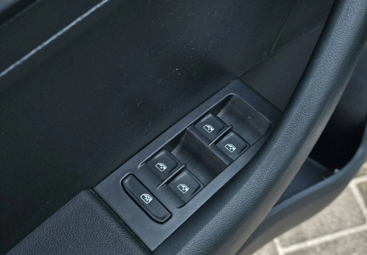 Skoda RAPID - Zdjęcie 13