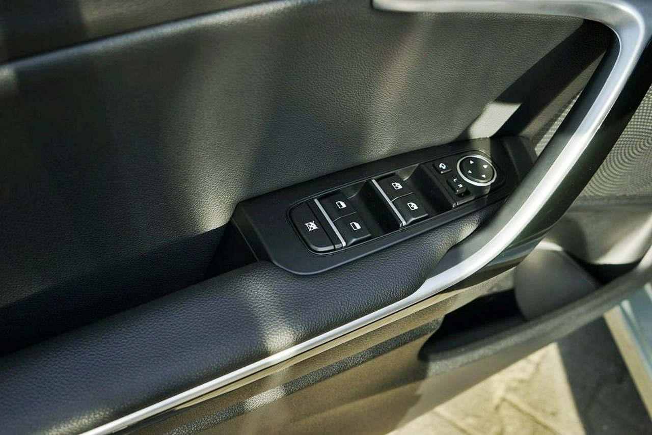 Kia Ceed - Zdjęcie 11