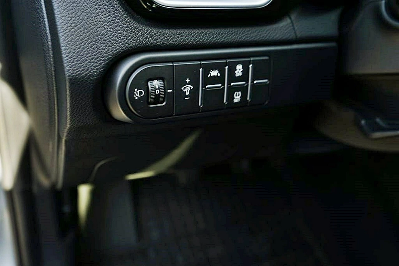 Kia Ceed - Zdjęcie 18