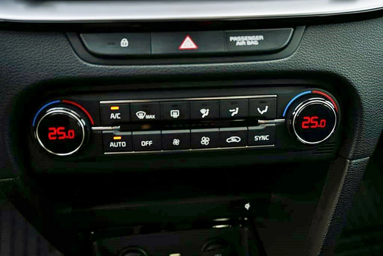 Kia Ceed - Zdjęcie 22