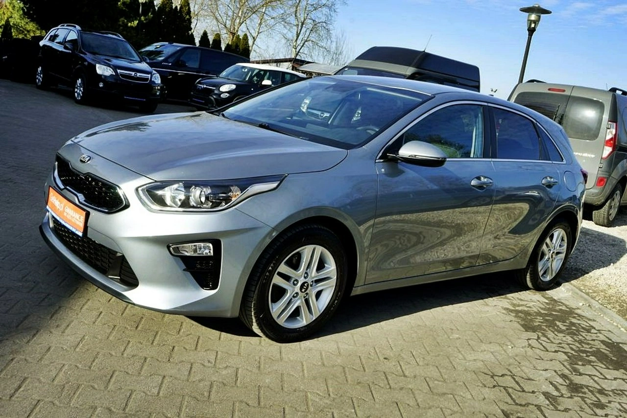 Kia Ceed - Zdjęcie 2