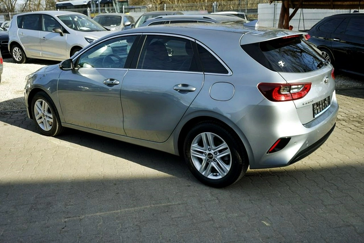Kia Ceed - Zdjęcie 6