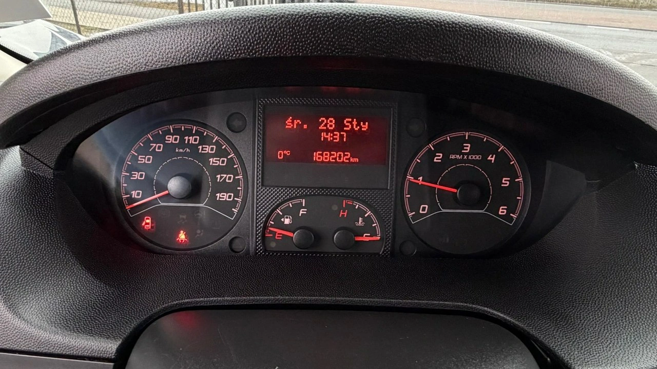 Peugeot Boxer - Zdjęcie 18