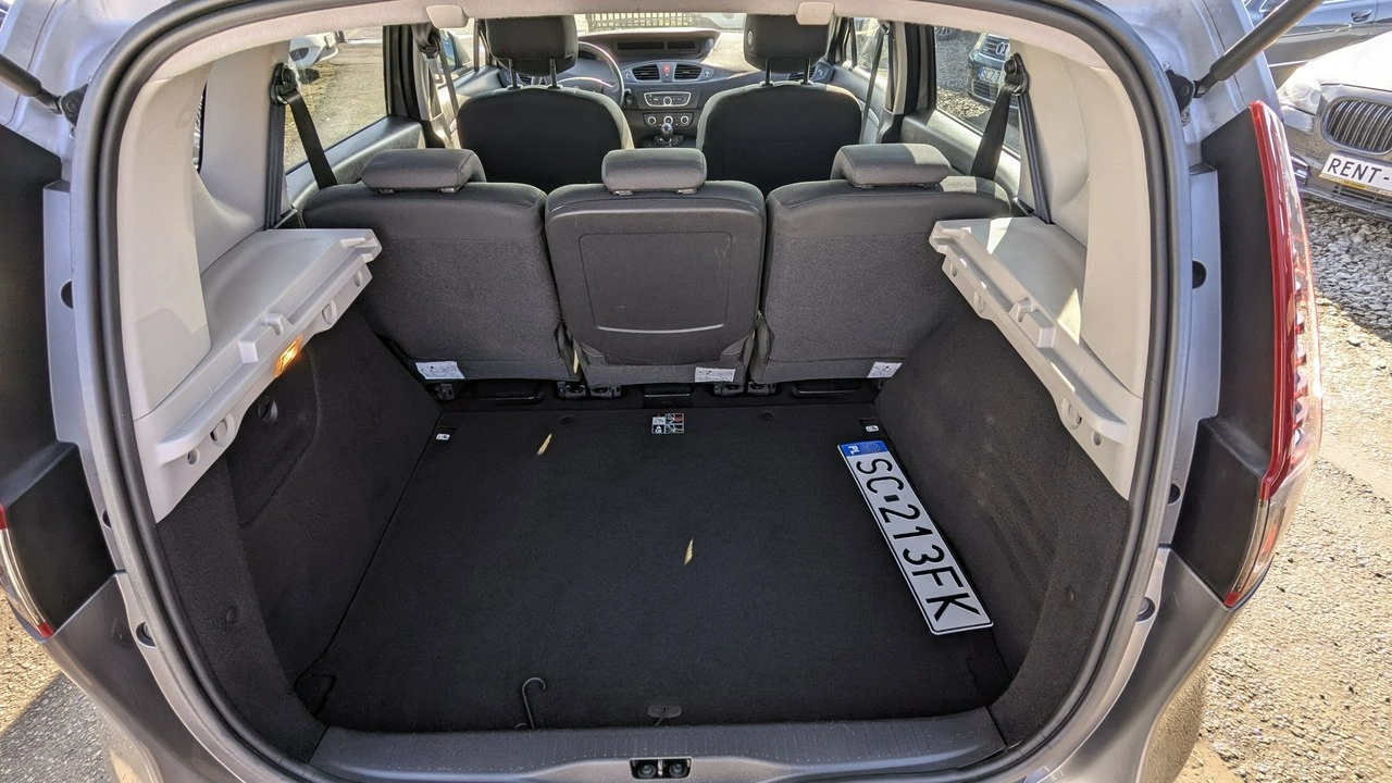 Renault Scenic - Zdjęcie 25