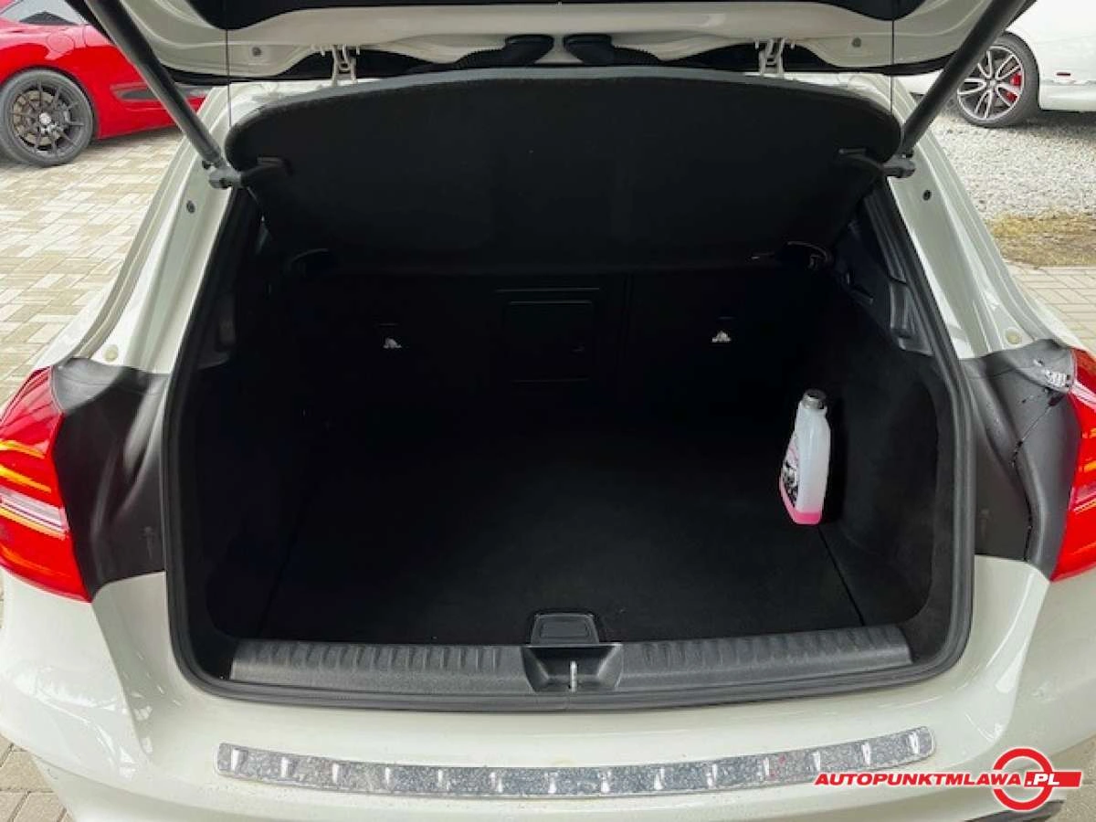 Mercedes-Benz GLA - Zdjęcie 19