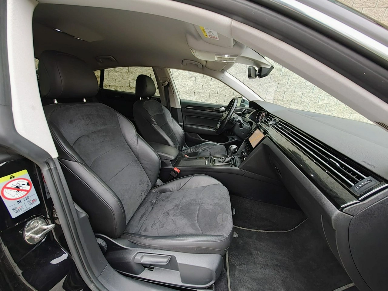 Volkswagen Arteon - Zdjęcie 9