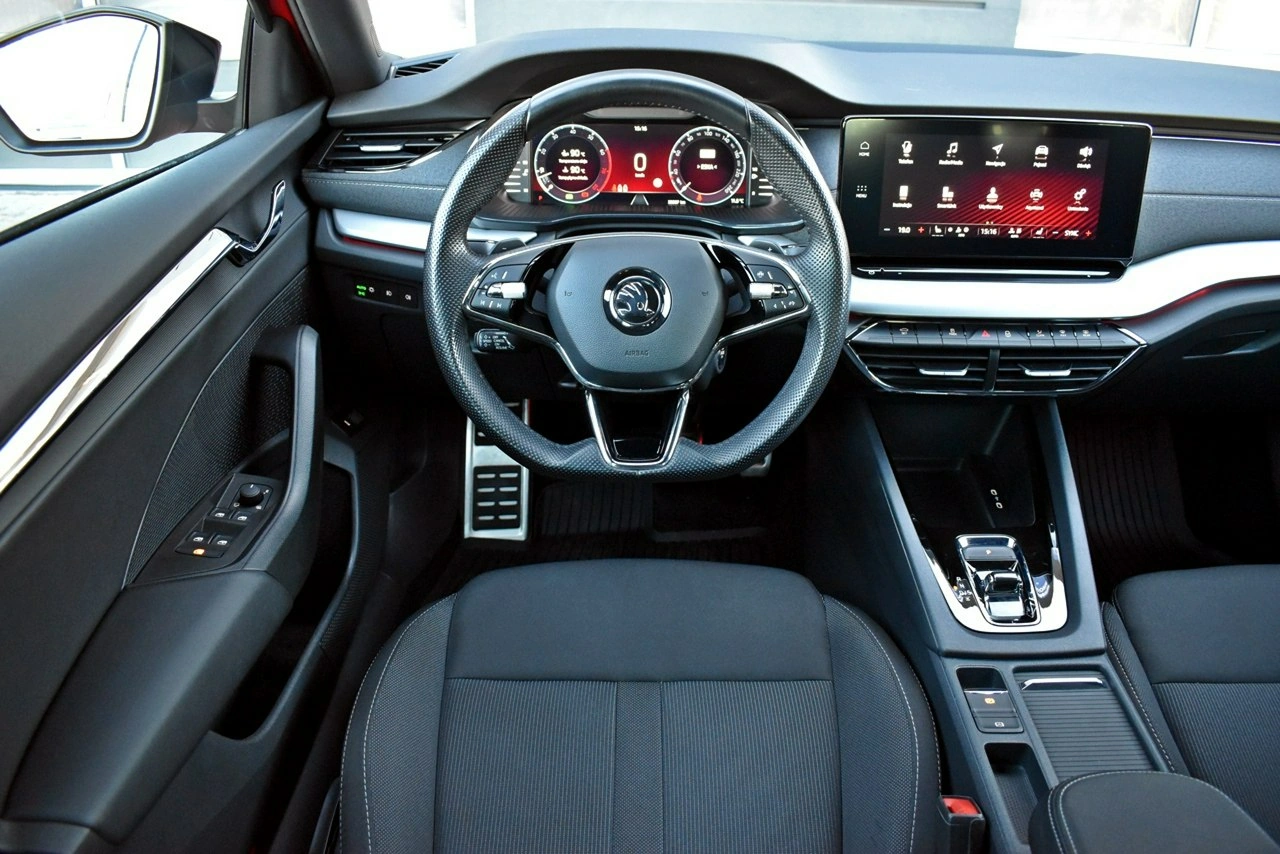 Skoda Octavia - Zdjęcie 12