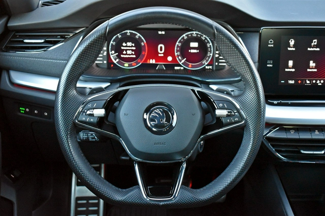 Skoda Octavia - Zdjęcie 13