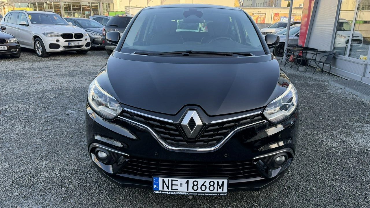 Renault Scenic - Zdjęcie 17