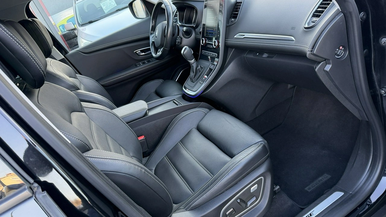 Renault Scenic - Zdjęcie 19