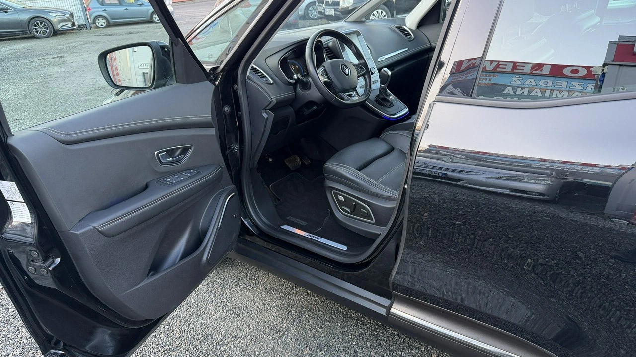 Renault Scenic - Zdjęcie 27