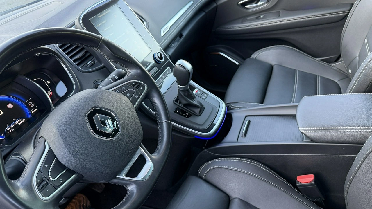 Renault Scenic - Zdjęcie 31