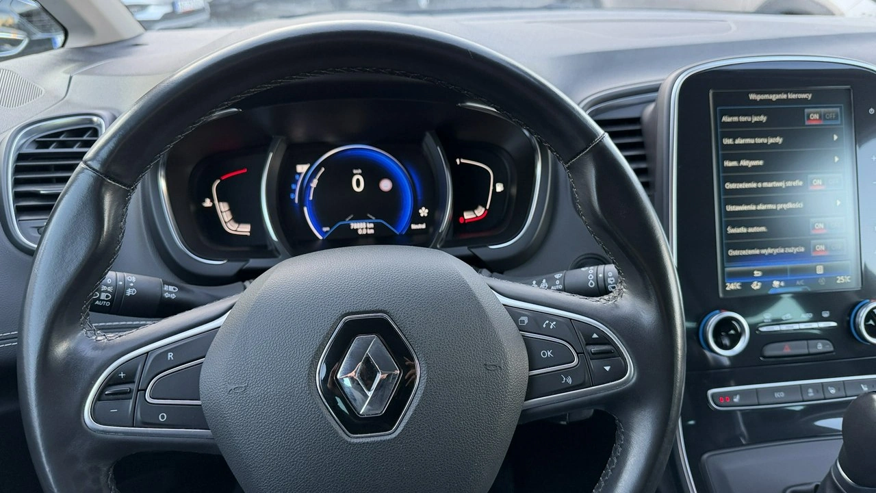 Renault Scenic - Zdjęcie 32