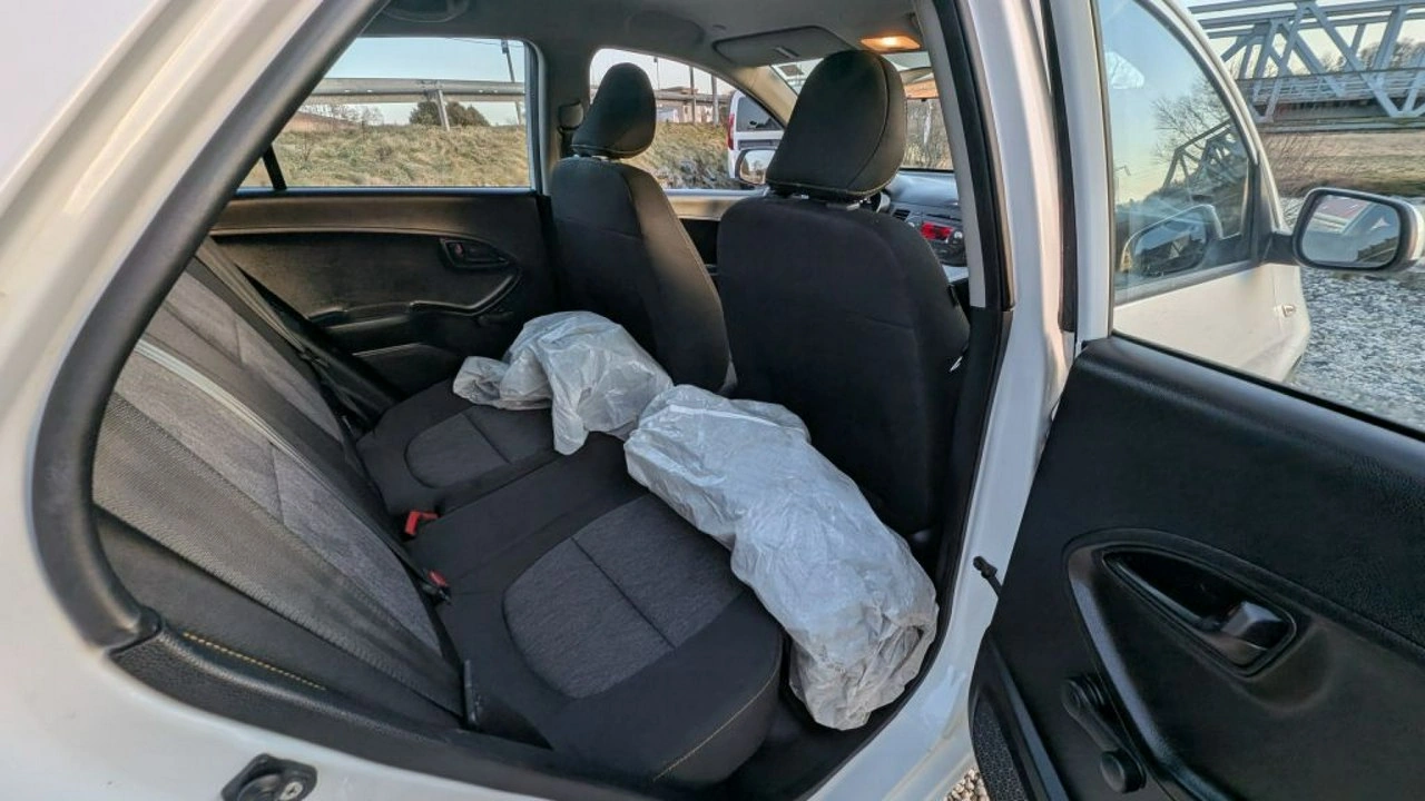 Kia Picanto - Zdjęcie 8