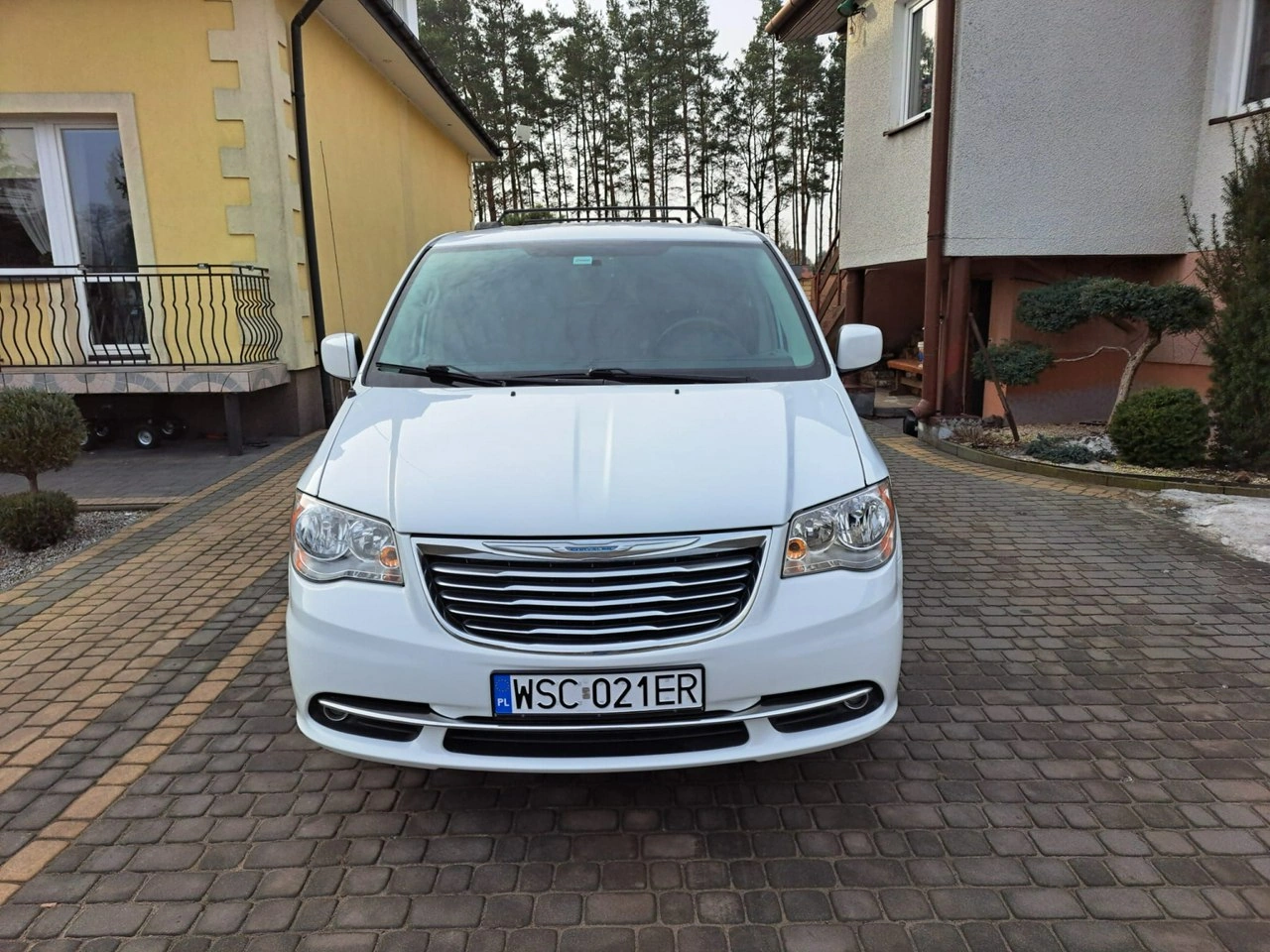 Chrysler Town & Country - Zdjęcie 1