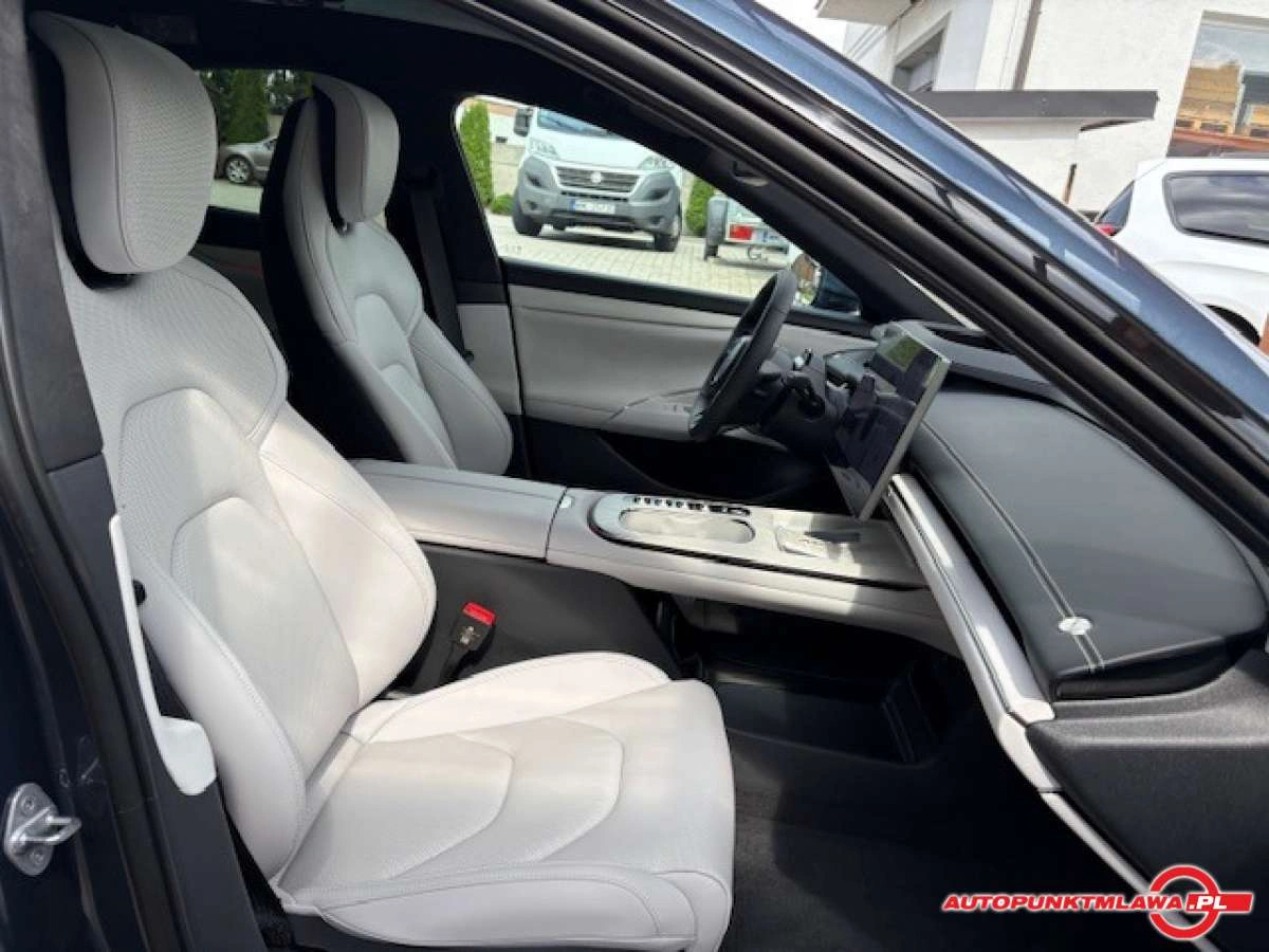 Xiaomi SU7 - Zdjęcie 13