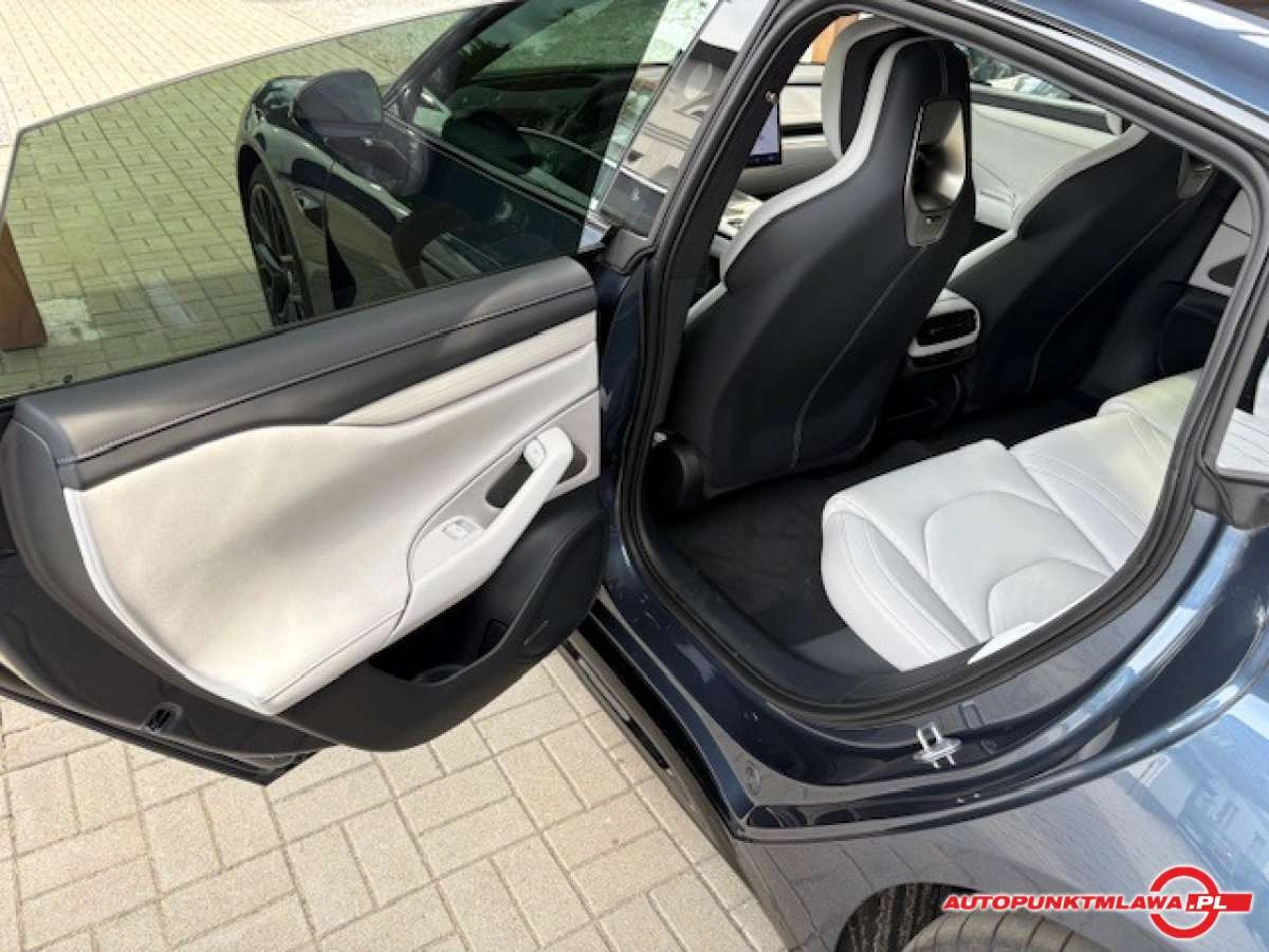 Xiaomi SU7 - Zdjęcie 18