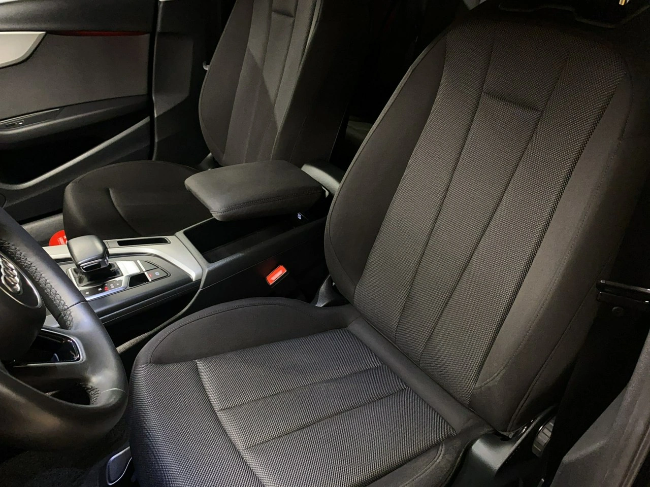 Audi A4 - Zdjęcie 13