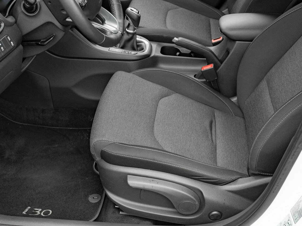 Hyundai i30 - Zdjęcie 12