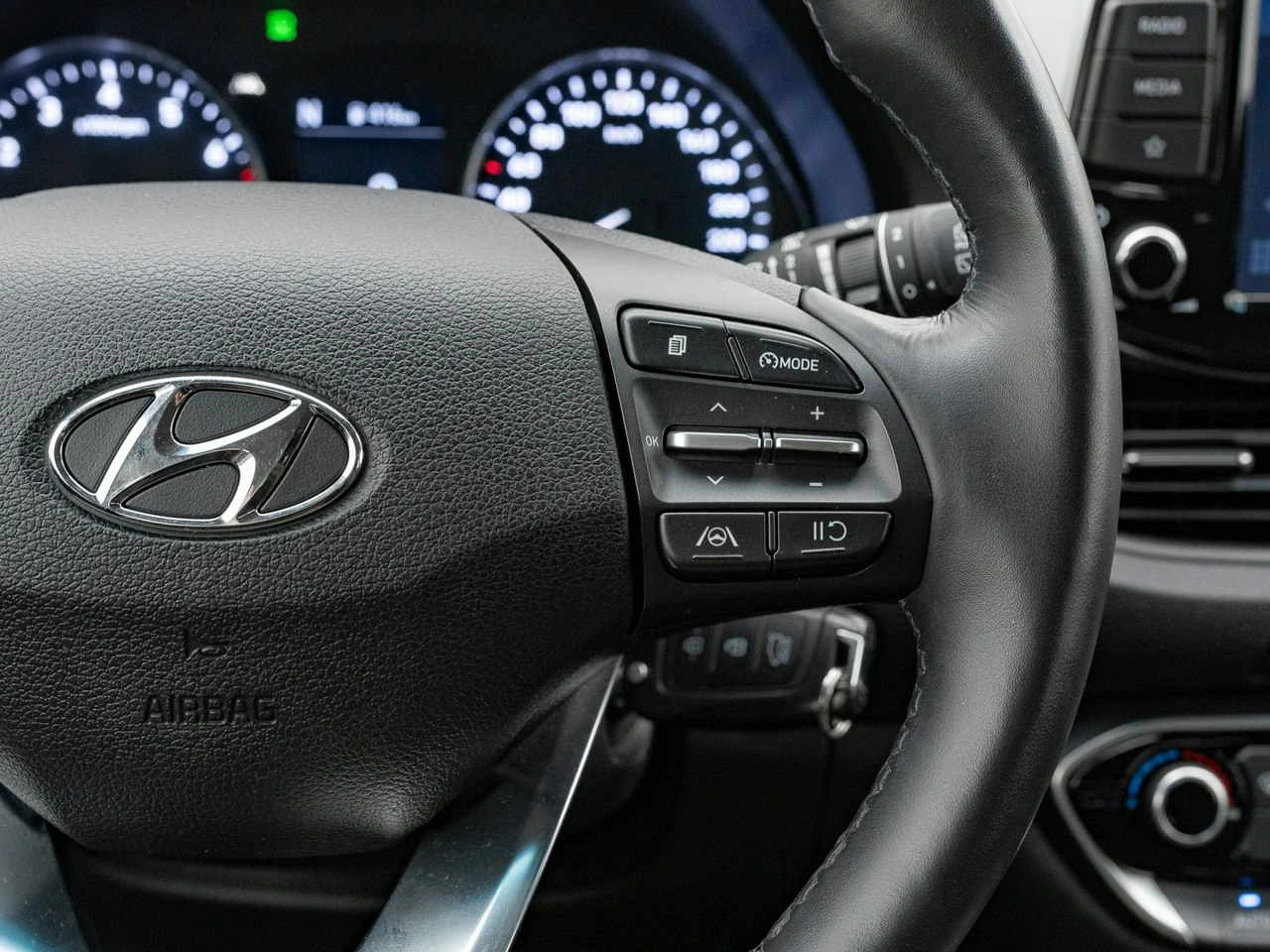 Hyundai i30 - Zdjęcie 16