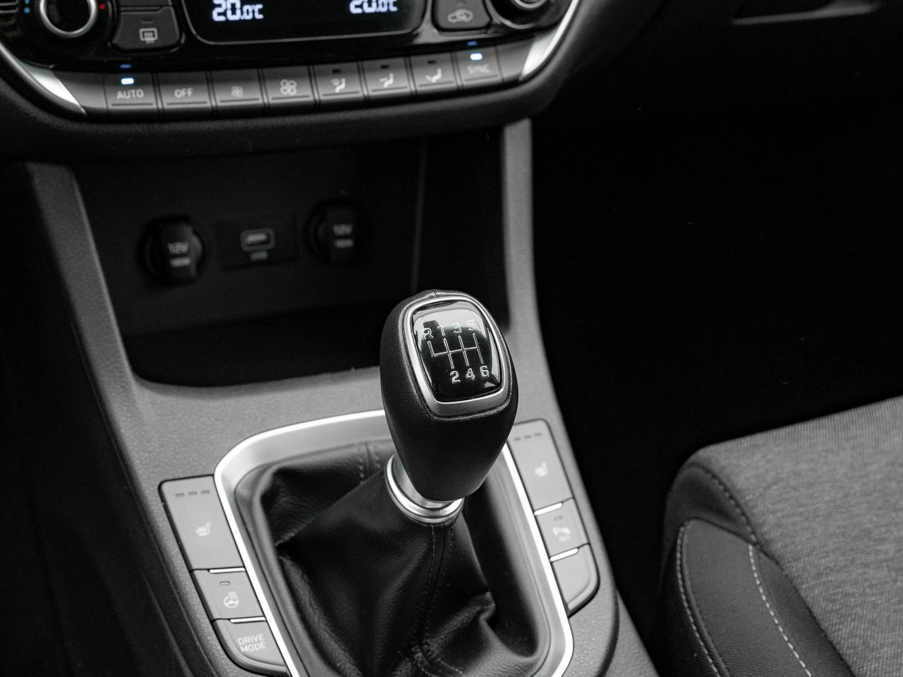 Hyundai i30 - Zdjęcie 17