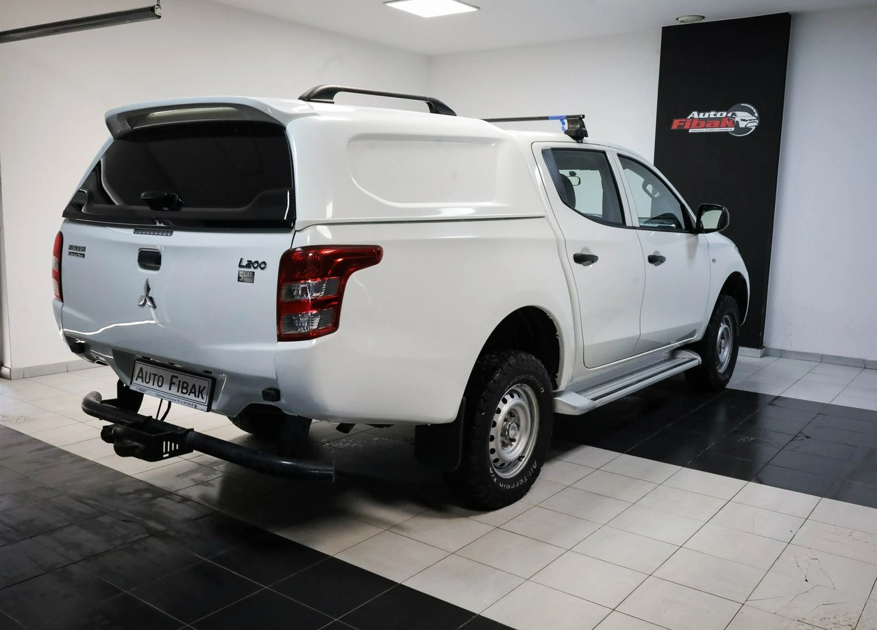 Mitsubishi L200 - Zdjęcie 9