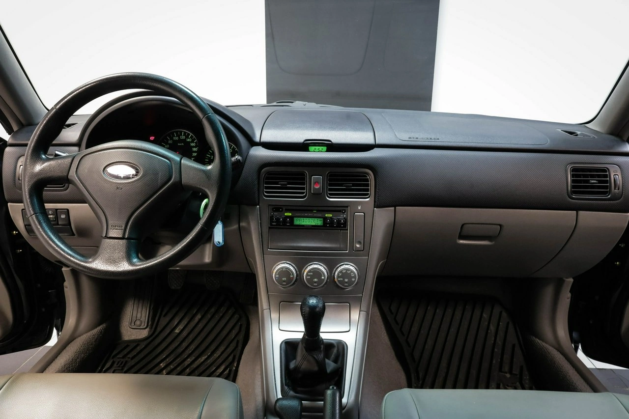 Subaru Forester - Zdjęcie 14