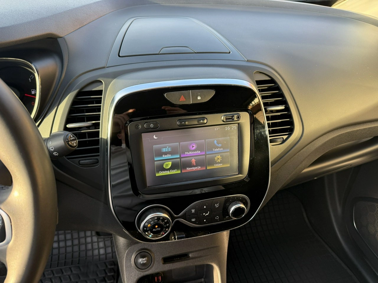 Renault Captur - Zdjęcie 16