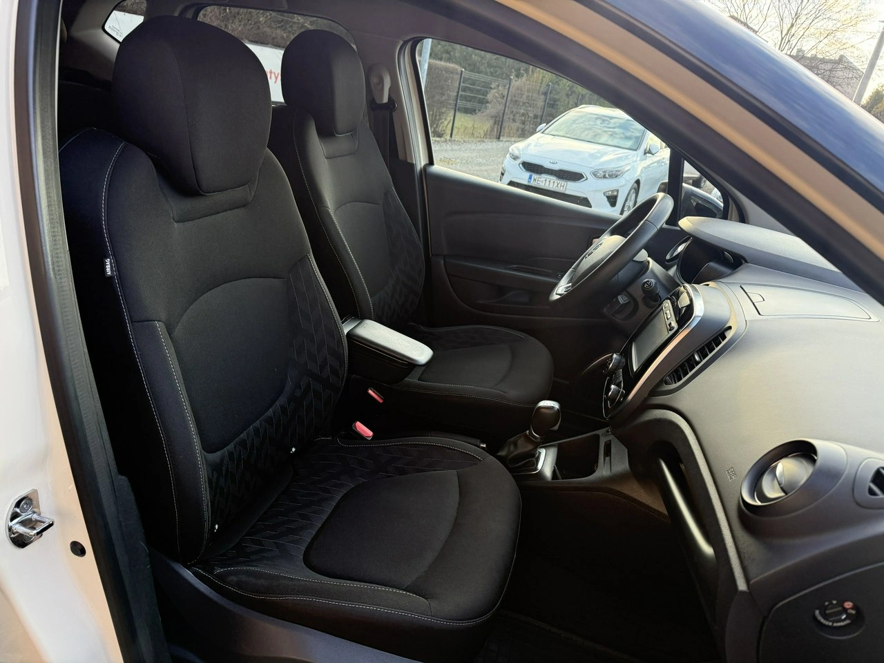 Renault Captur - Zdjęcie 20