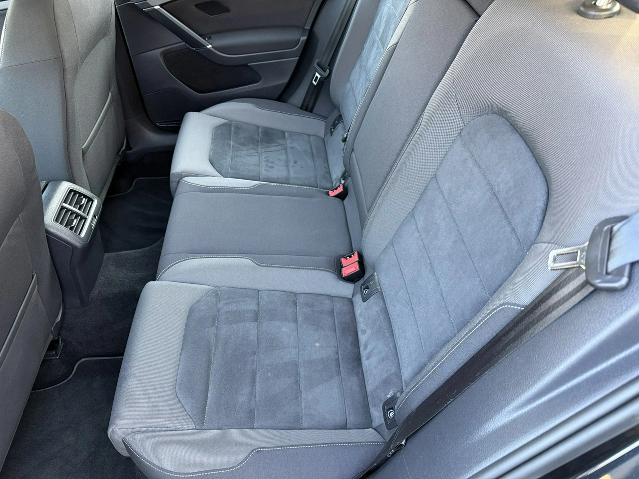 Volkswagen Golf - Zdjęcie 9